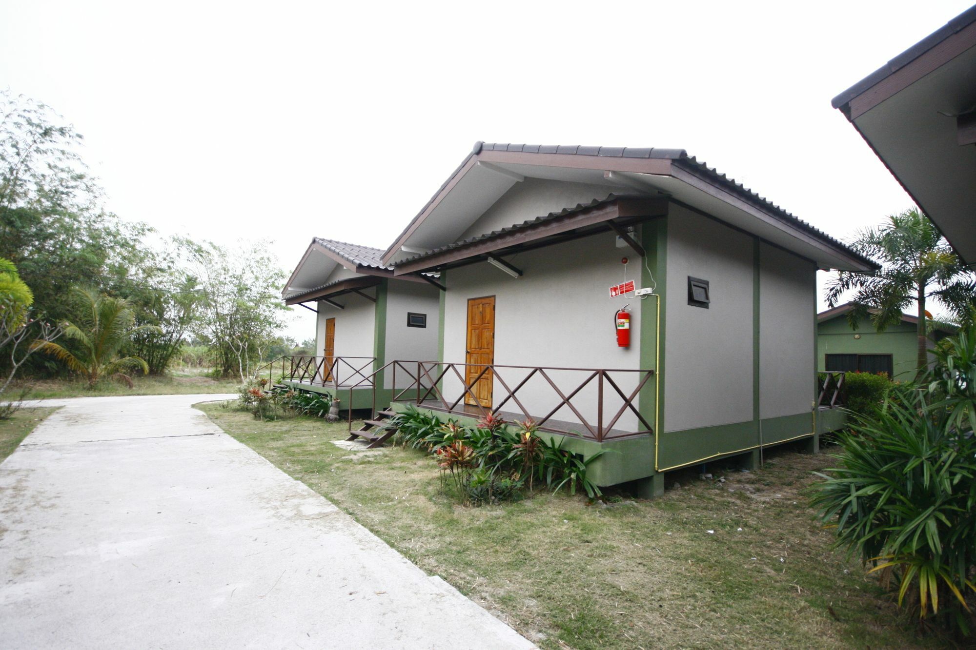 Long Lake Resort Chonburi Luaran gambar